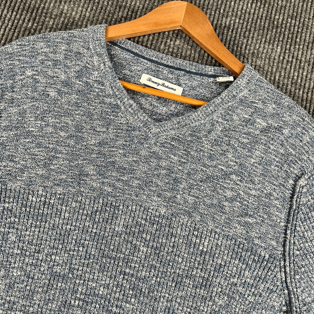 Tommy Bahama Sweater Mens Large Blue Long Sleeve V Neck Knit Cotton Flaw